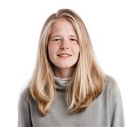 Profesora joven, con nivel alto de inglés ofrece clases nivel principiante, básico